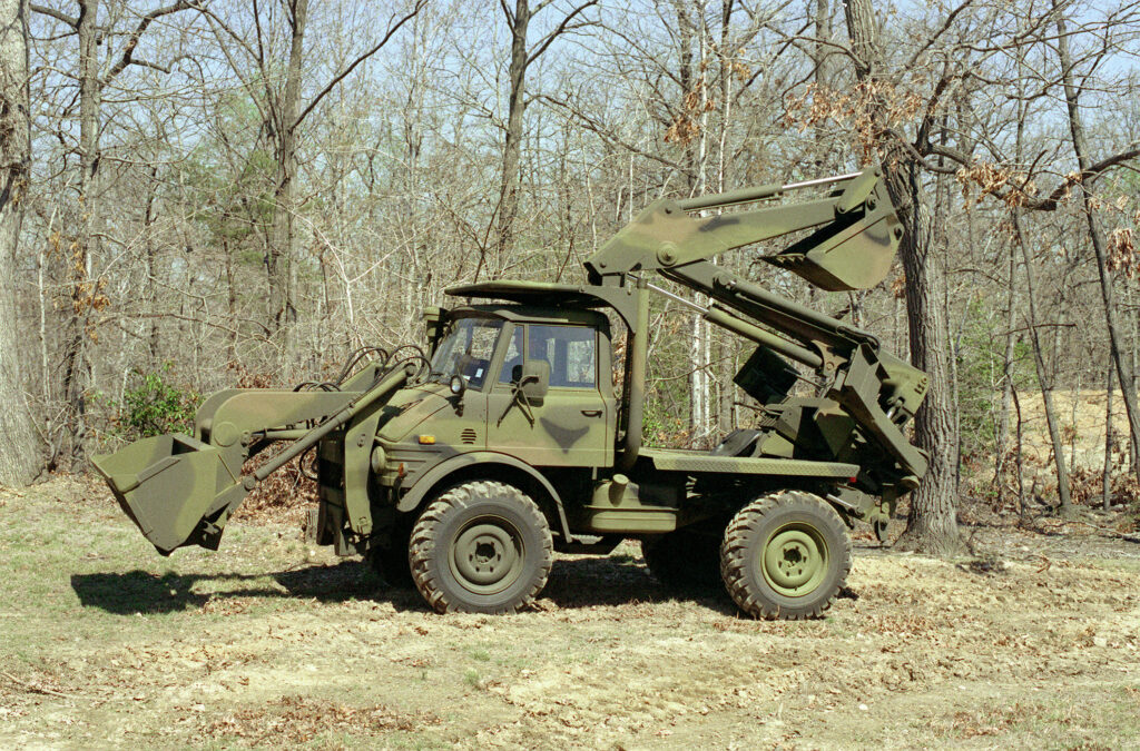 SEE (Small Emplacement Excavator)